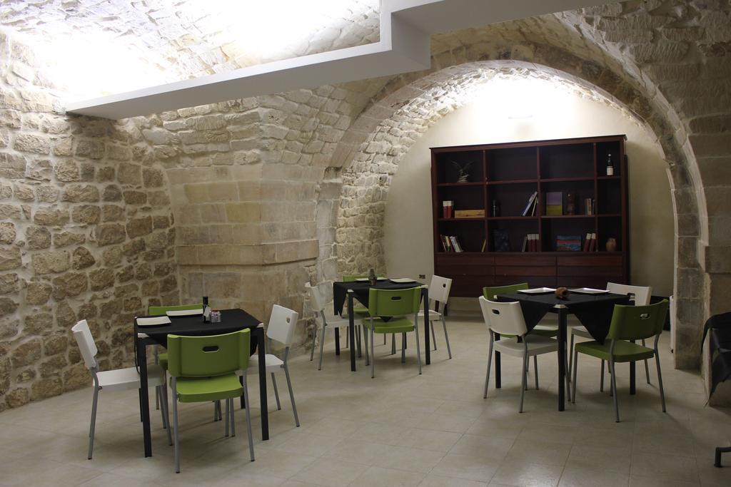 Palazzo Beau Bed and Breakfast Modica Exteriör bild